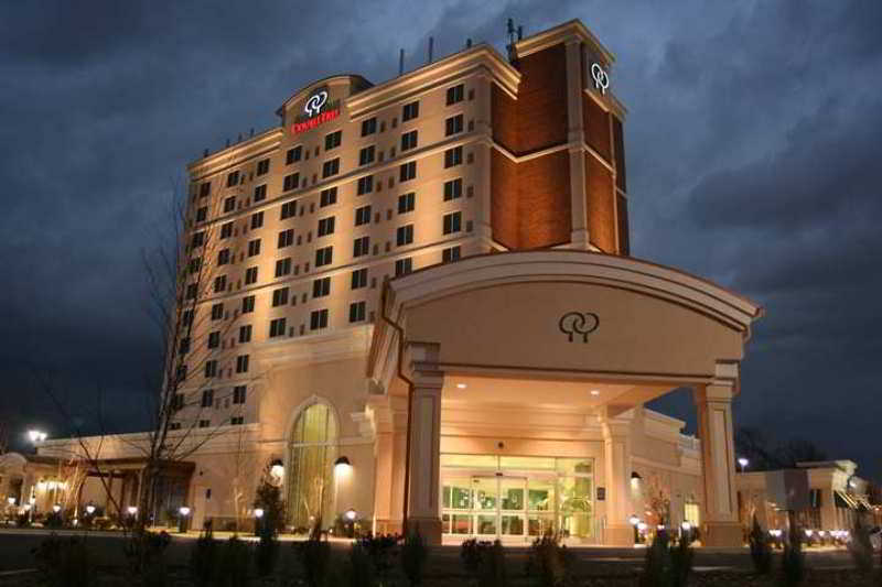 Doubletree By Hilton Greensboro Kültér fotó