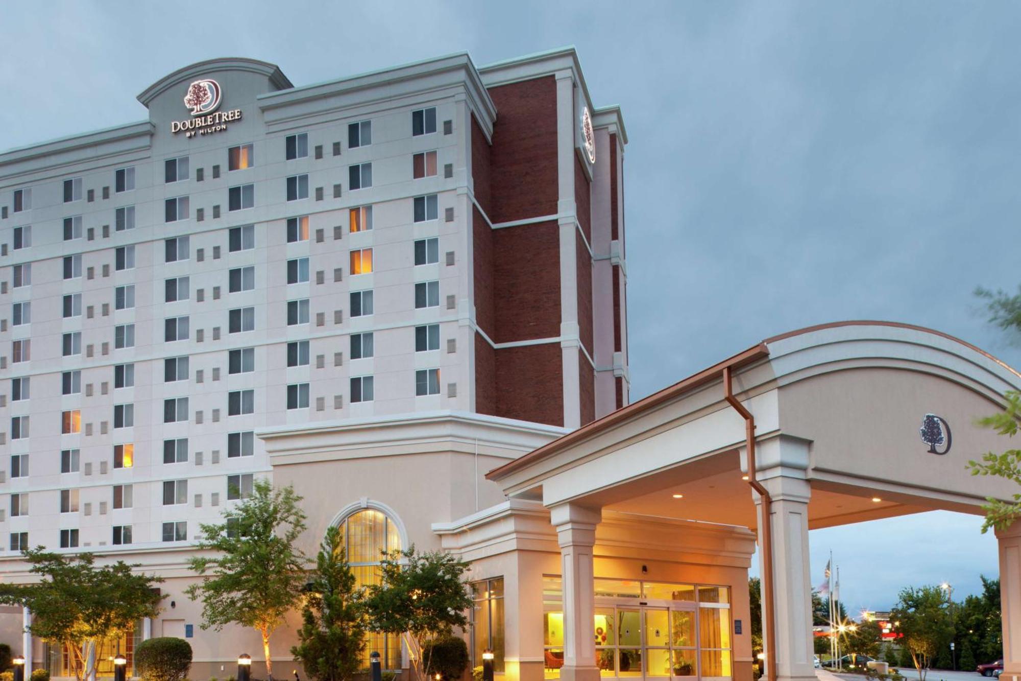 Doubletree By Hilton Greensboro Kültér fotó