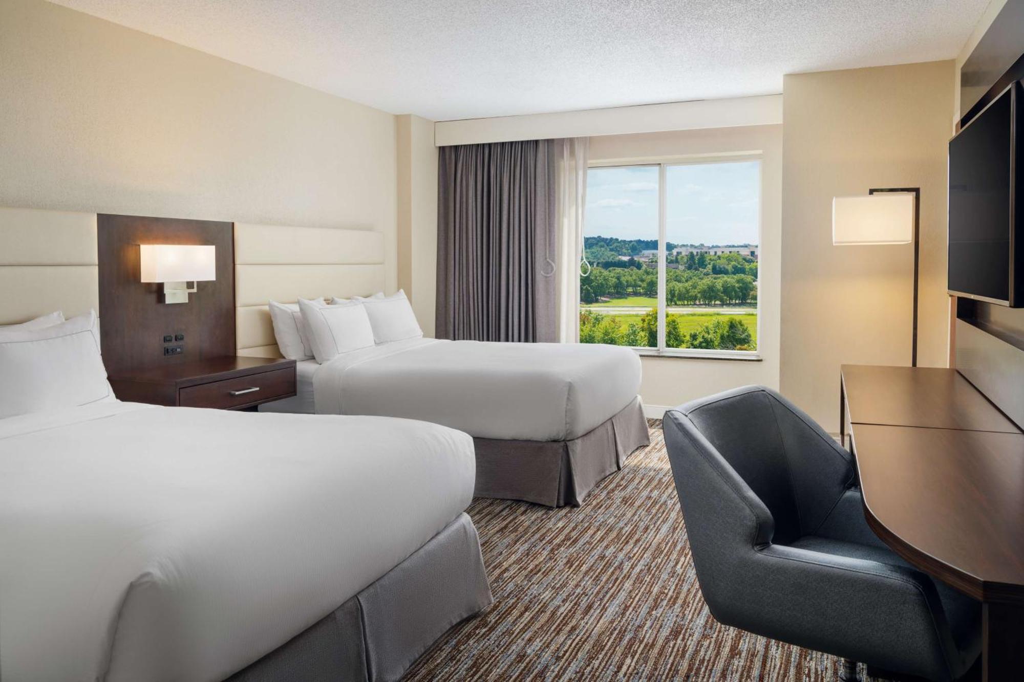 Doubletree By Hilton Greensboro Kültér fotó