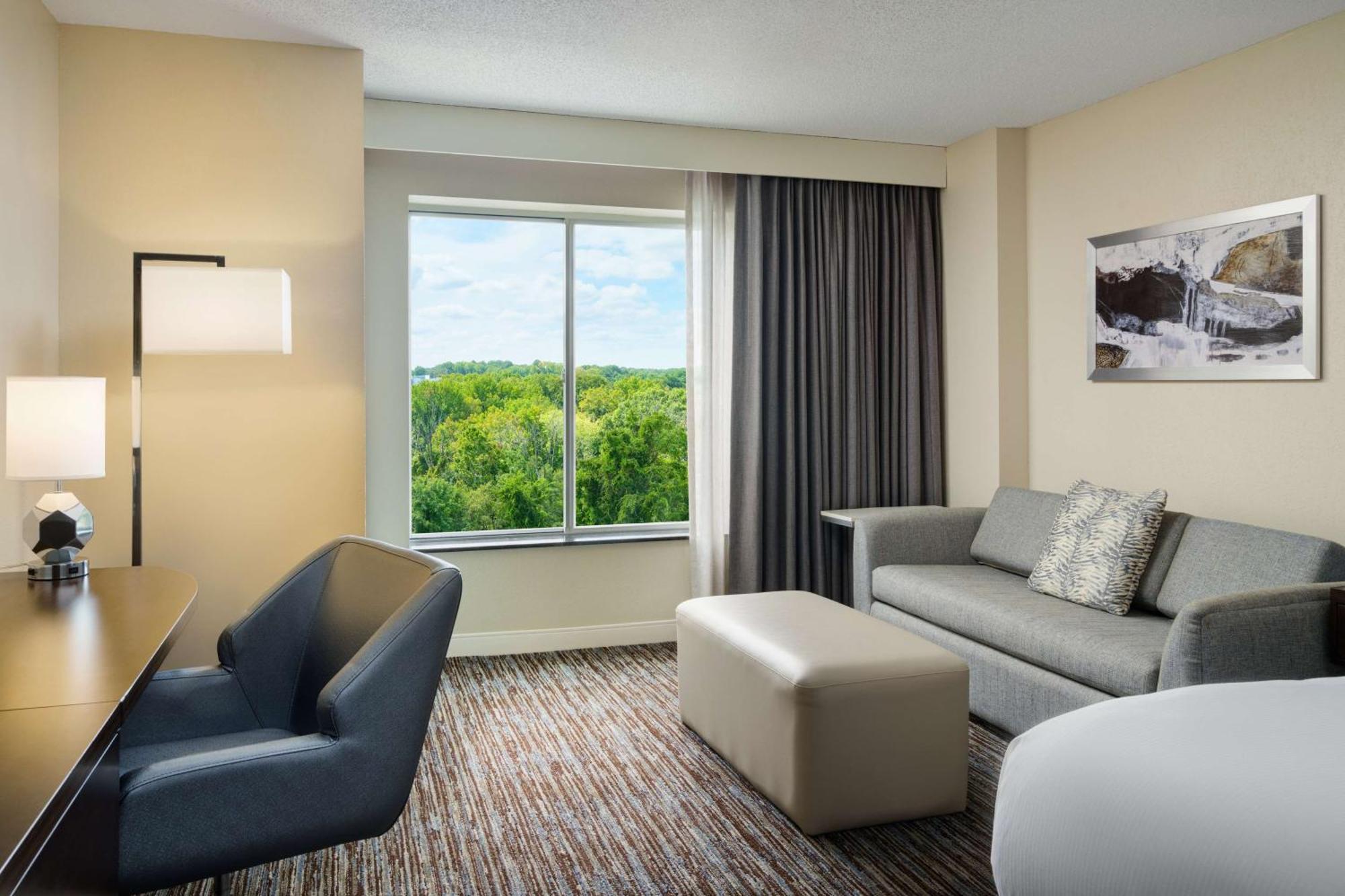 Doubletree By Hilton Greensboro Kültér fotó
