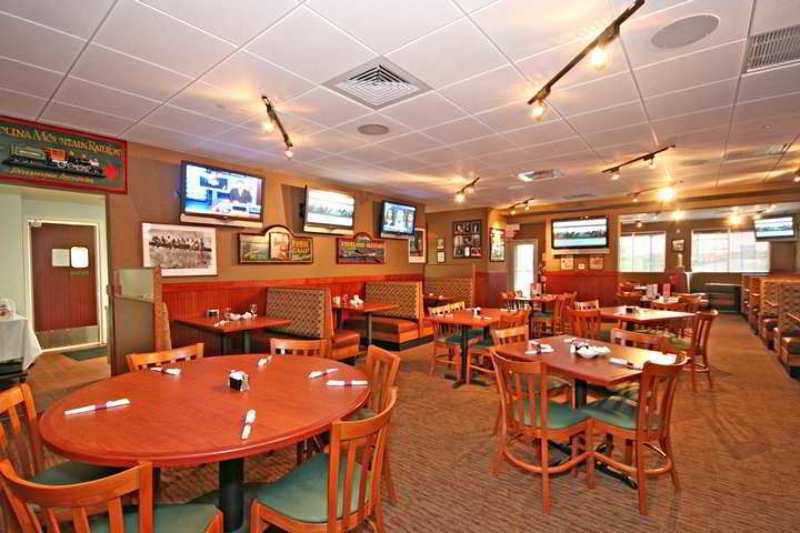 Doubletree By Hilton Greensboro Kültér fotó